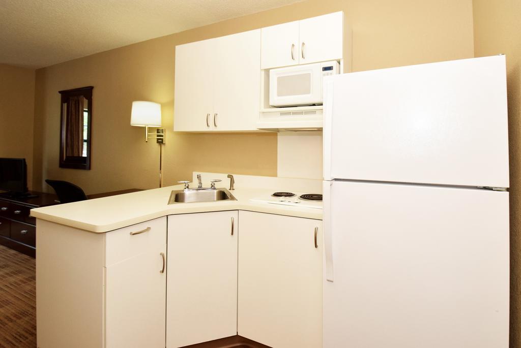Extended Stay America Suites - San Diego - Carlsbad Village By The Sea Exterior photo